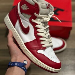 Nike Red and White High-Tops